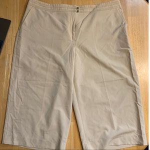 Like New Izod XFG Bermuda Short